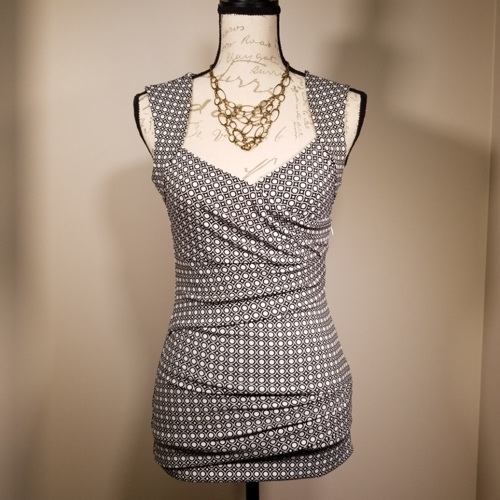 WHBM Sleeveless Seamed Print Top